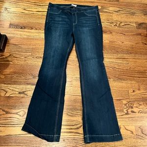 Ms cello flair jeggings flat front pull on jeans.